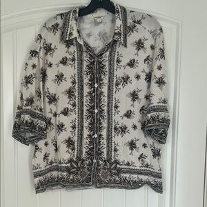 Max Studio Black and White Button Down Shirt